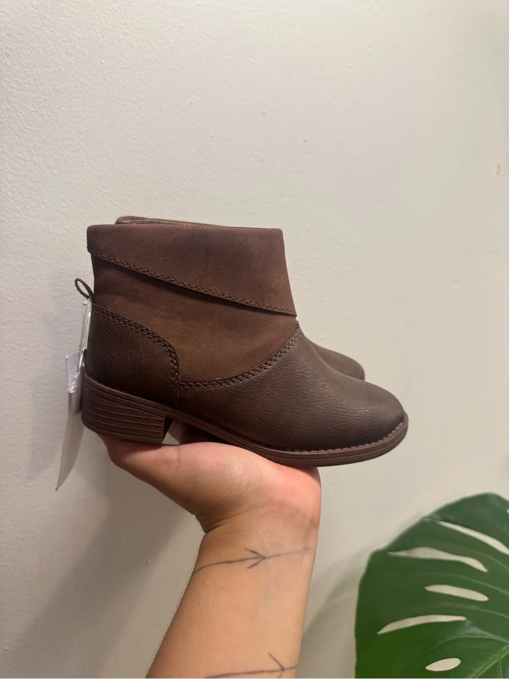 OshKosh B'gosh Kids Brown Ankle Boots
